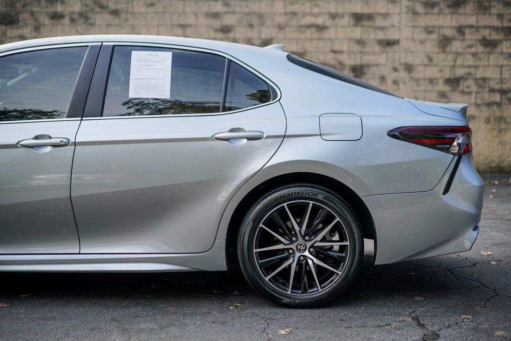 Used 2022 Toyota Camry SE for sale $32,792 at Gravity Autos Roswell in Roswell GA 30076 10