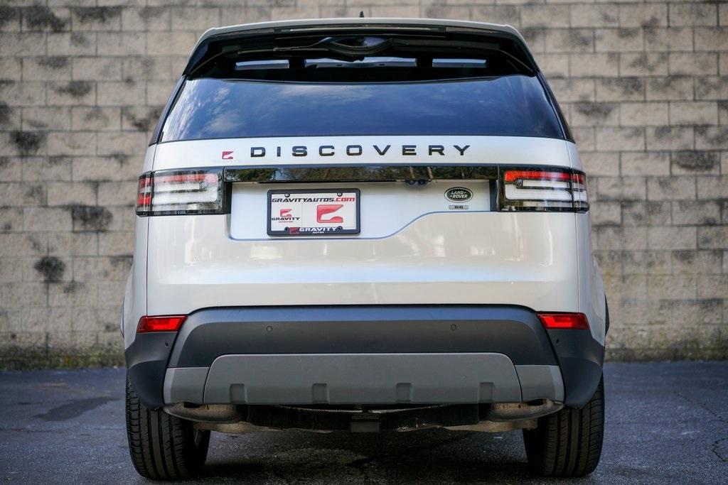 Used 2018 Land Rover Discovery SE for sale $33,992 at Gravity Autos Roswell in Roswell GA 30076 9