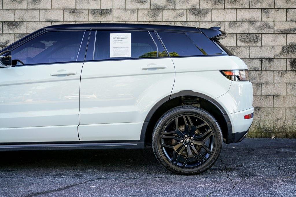 Used 2019 Land Rover Range Rover Evoque HSE Dynamic for sale Sold at Gravity Autos Roswell in Roswell GA 30076 10