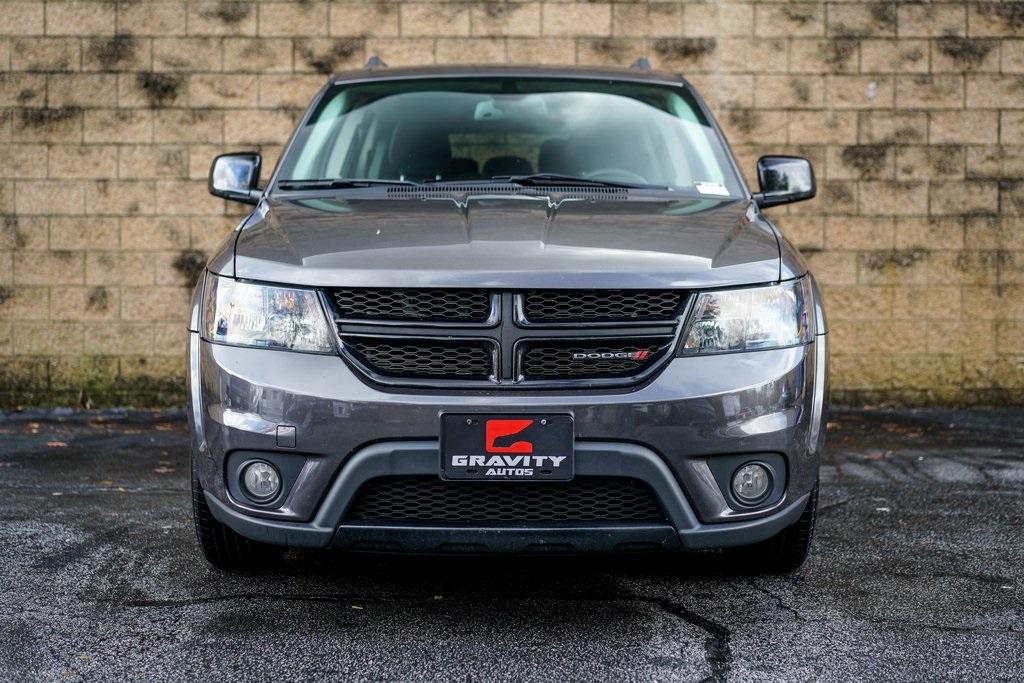 Used 2019 Dodge Journey SE for sale Sold at Gravity Autos Roswell in Roswell GA 30076 4