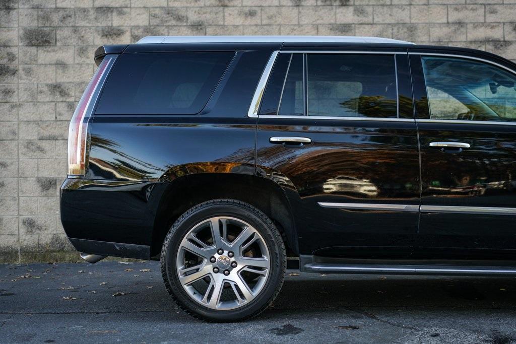 Used 2016 Cadillac Escalade Luxury for sale Sold at Gravity Autos Roswell in Roswell GA 30076 14