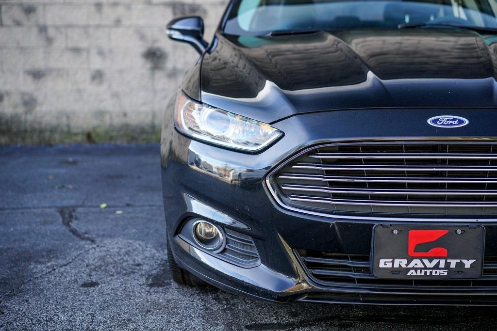 Used 2013 Ford Fusion SE for sale Sold at Gravity Autos Roswell in Roswell GA 30076 5