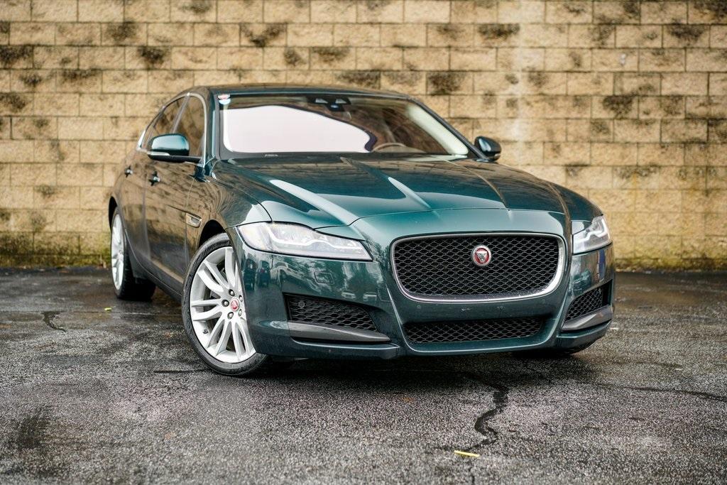 Used 2016 Jaguar XF 35t Prestige for sale $26,492 at Gravity Autos Roswell in Roswell GA 30076 7