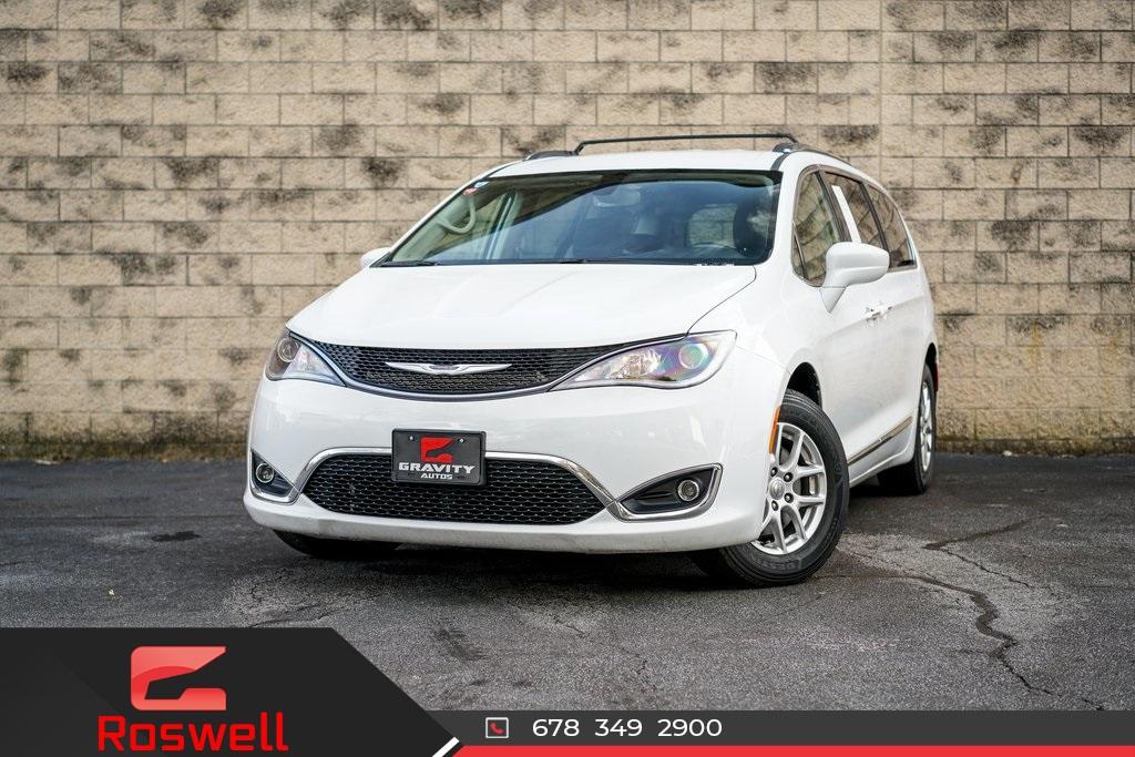Used 2020 Chrysler Pacifica Touring L for sale $34,992 at Gravity Autos Roswell in Roswell GA 30076 1
