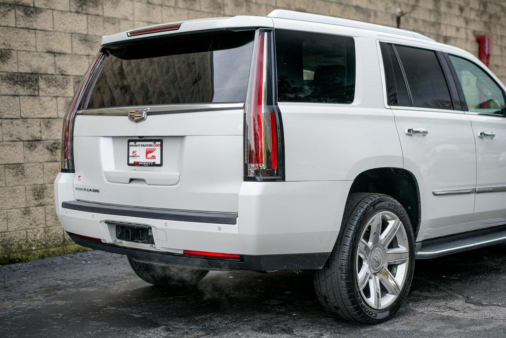Used 2016 Cadillac Escalade Luxury for sale $38,992 at Gravity Autos Roswell in Roswell GA 30076 13