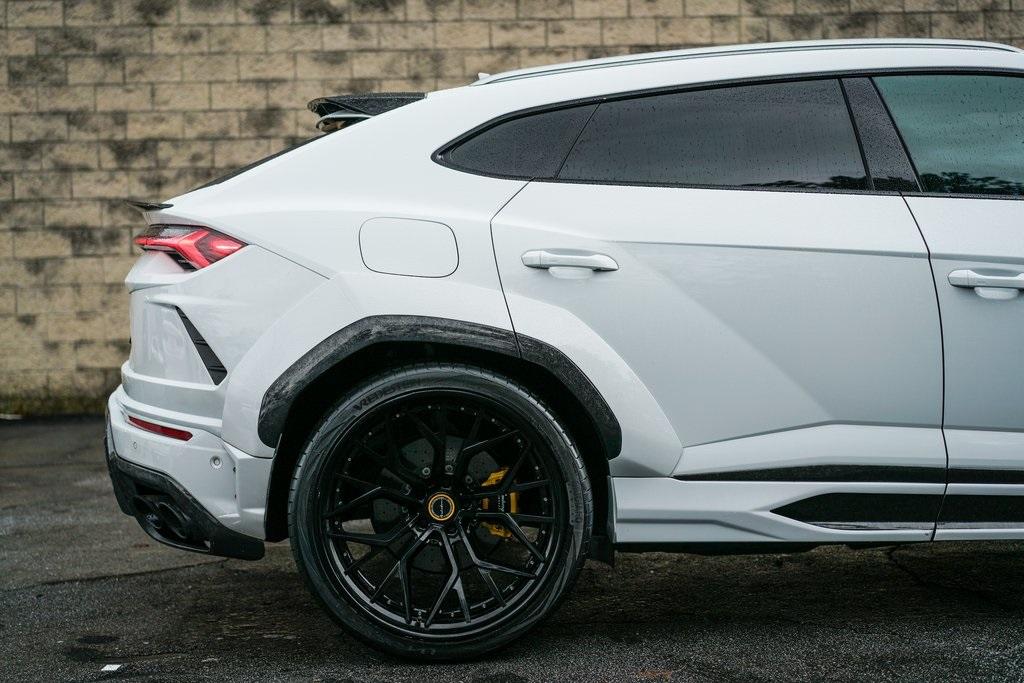 Used 2019 Lamborghini Urus Base for sale $353,992 at Gravity Autos Roswell in Roswell GA 30076 13