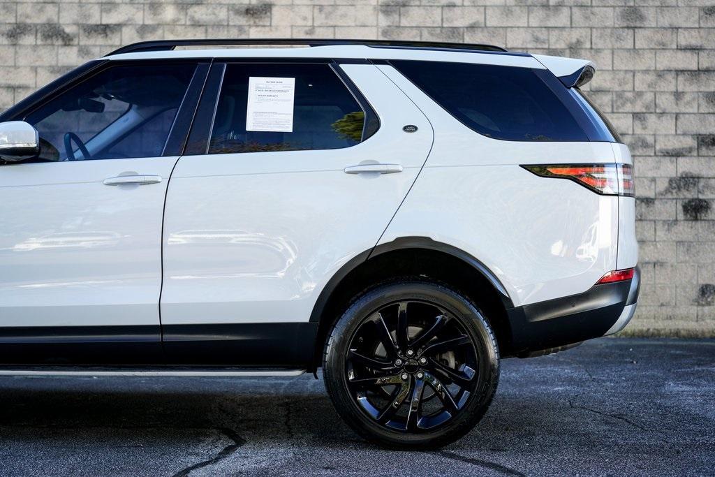 Used 2017 Land Rover Discovery HSE Luxury for sale $33,993 at Gravity Autos Roswell in Roswell GA 30076 10