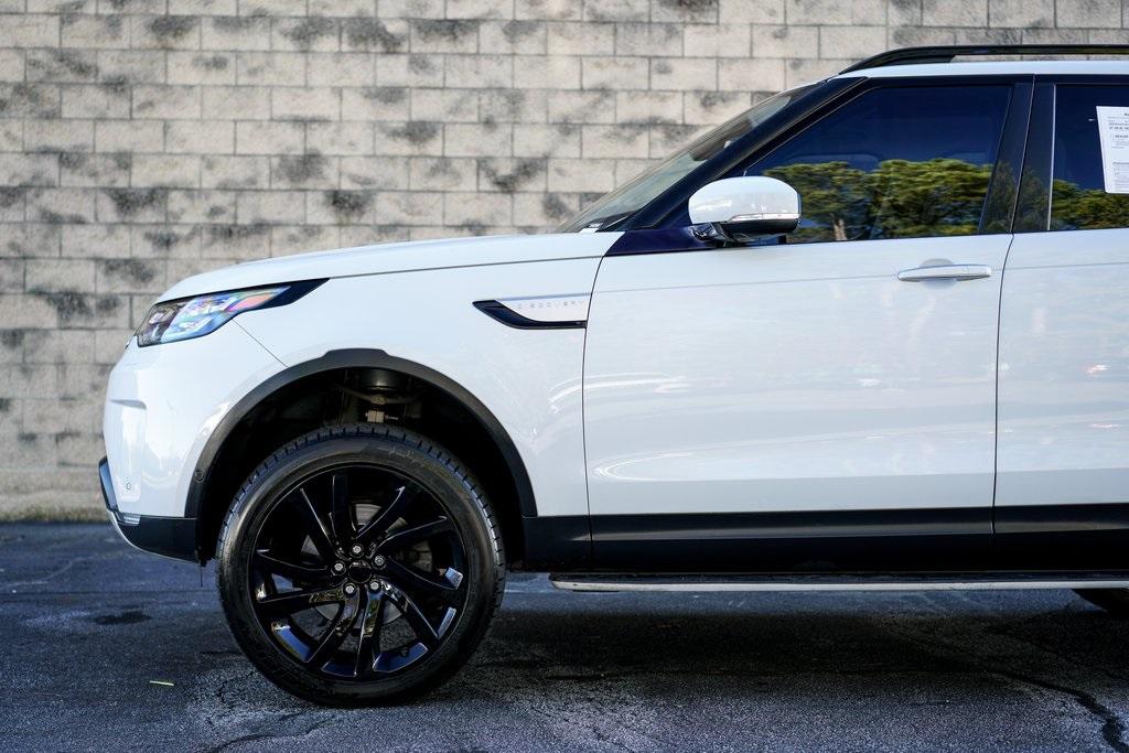 Used 2017 Land Rover Discovery HSE Luxury for sale $33,993 at Gravity Autos Roswell in Roswell GA 30076 9