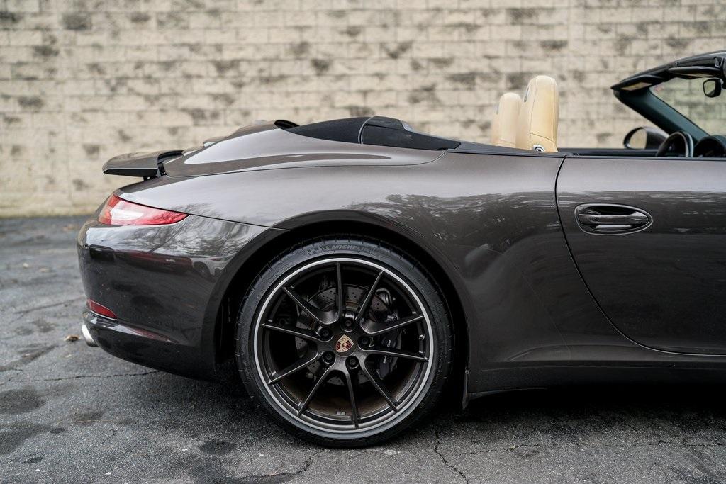 Used 2015 Porsche 911 Carrera for sale $72,992 at Gravity Autos Roswell in Roswell GA 30076 16