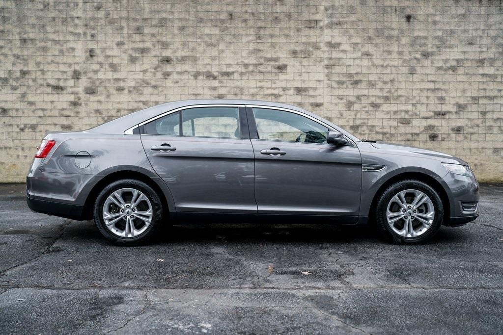 Used 2013 Ford Taurus SEL for sale Sold at Gravity Autos Roswell in Roswell GA 30076 16