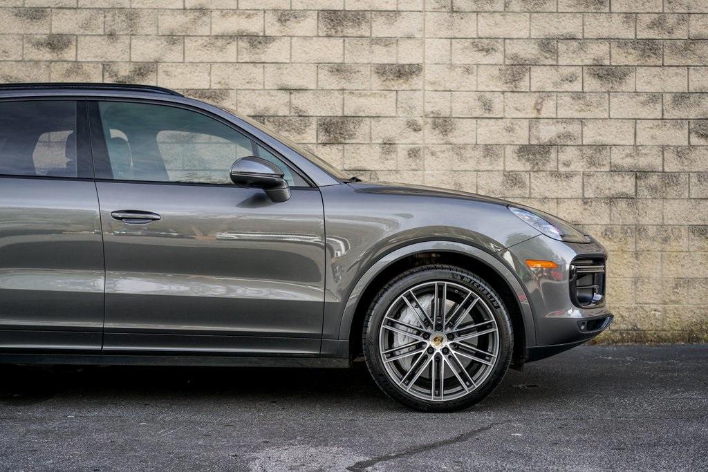 Used 2019 Porsche Cayenne Turbo for sale $90,992 at Gravity Autos Roswell in Roswell GA 30076 15
