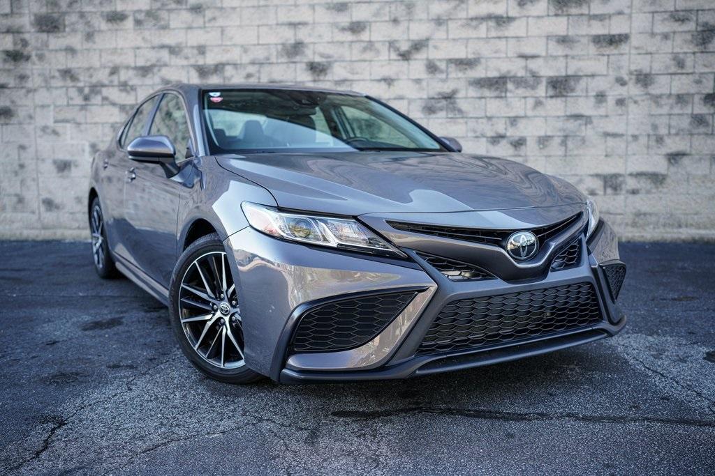 Used 2021 Toyota Camry SE for sale $28,481 at Gravity Autos Roswell in Roswell GA 30076 7