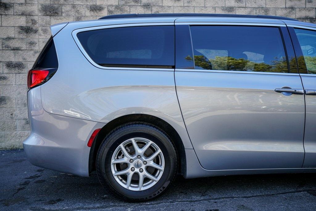 Used 2021 Chrysler Voyager LXI for sale $24,981 at Gravity Autos Roswell in Roswell GA 30076 14