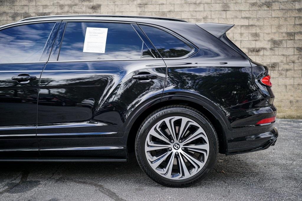 Used 2022 Bentley Bentayga V8 for sale Sold at Gravity Autos Roswell in Roswell GA 30076 10