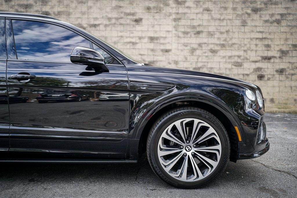 Used 2022 Bentley Bentayga V8 for sale Sold at Gravity Autos Roswell in Roswell GA 30076 15