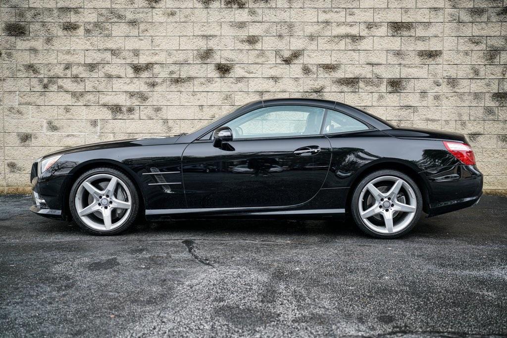 Used 2015 Mercedes-Benz SL-Class SL 400 Roadster for sale $44,992 at Gravity Autos Roswell in Roswell GA 30076 10