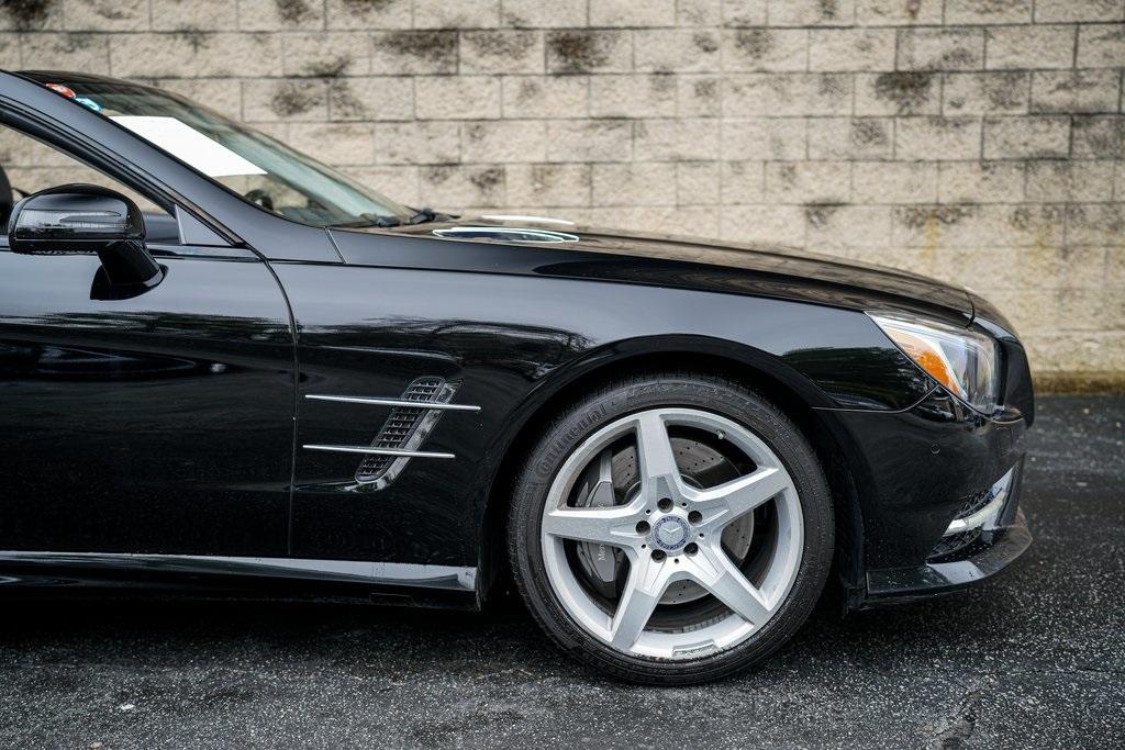 Used 2015 Mercedes-Benz SL-Class SL 400 Roadster for sale $44,992 at Gravity Autos Roswell in Roswell GA 30076 17