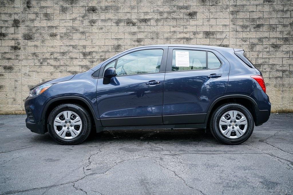 Used 2018 Chevrolet Trax LS for sale $16,992 at Gravity Autos Roswell in Roswell GA 30076 8