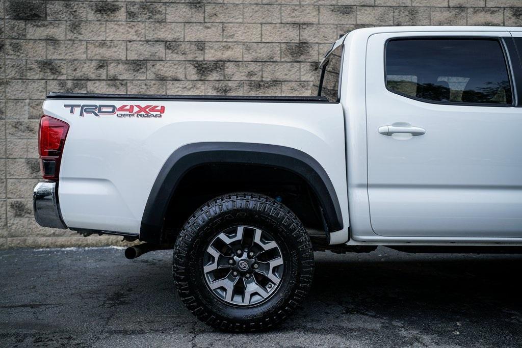 Used 2018 Toyota Tacoma TRD Off-Road for sale Sold at Gravity Autos Roswell in Roswell GA 30076 14