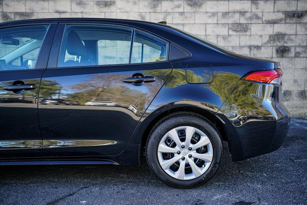 Used 2022 Toyota Corolla LE for sale $27,981 at Gravity Autos Roswell in Roswell GA 30076 10