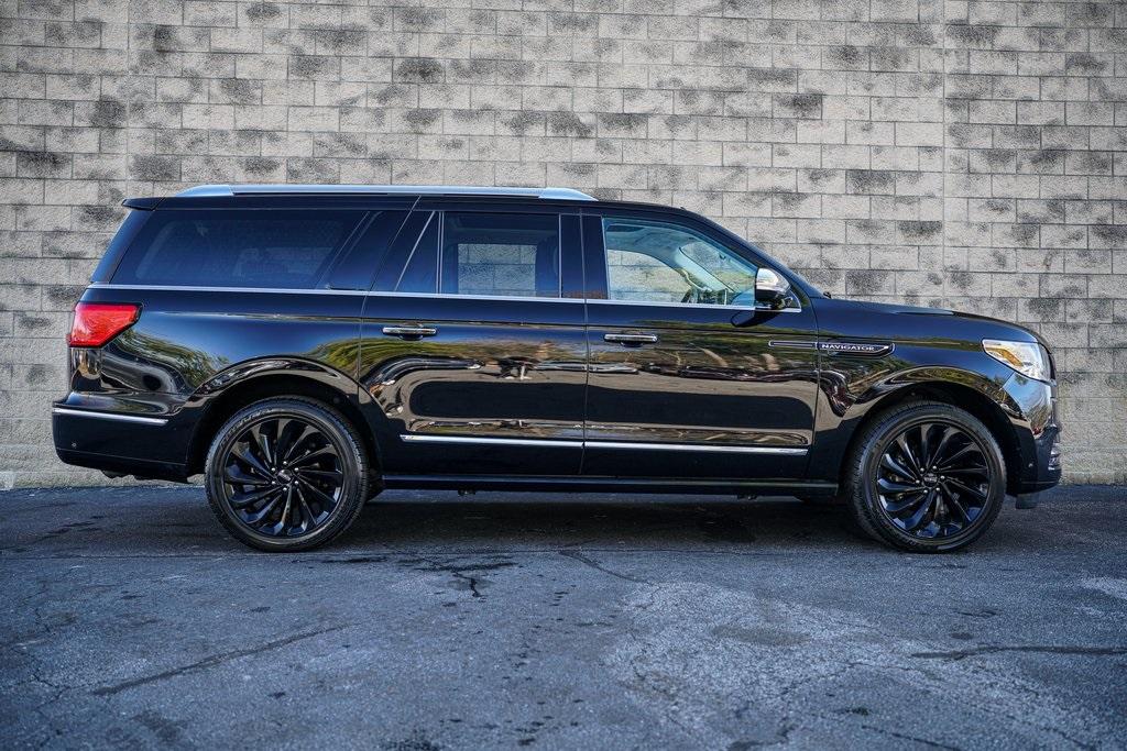 Used 2020 Lincoln Navigator L Black Label for sale Sold at Gravity Autos Roswell in Roswell GA 30076 15