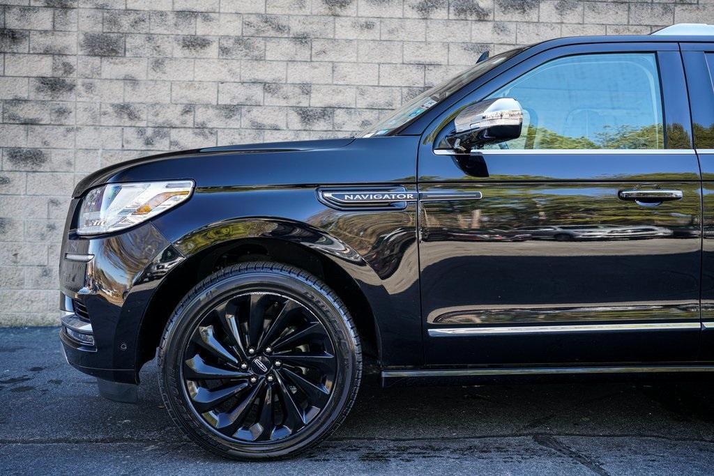 Used 2020 Lincoln Navigator L Black Label for sale Sold at Gravity Autos Roswell in Roswell GA 30076 9