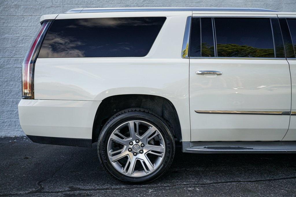 Used 2015 Cadillac Escalade ESV Luxury for sale $35,493 at Gravity Autos Roswell in Roswell GA 30076 14