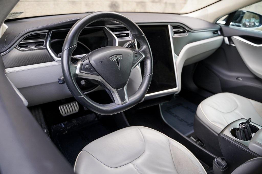 Used 2013 Tesla Model S Performance for sale $38,992 at Gravity Autos Roswell in Roswell GA 30076 17