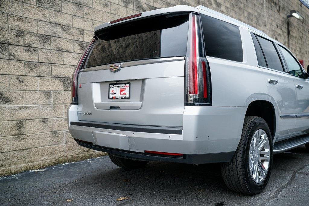 Used 2017 Cadillac Escalade Base for sale $43,992 at Gravity Autos Roswell in Roswell GA 30076 13