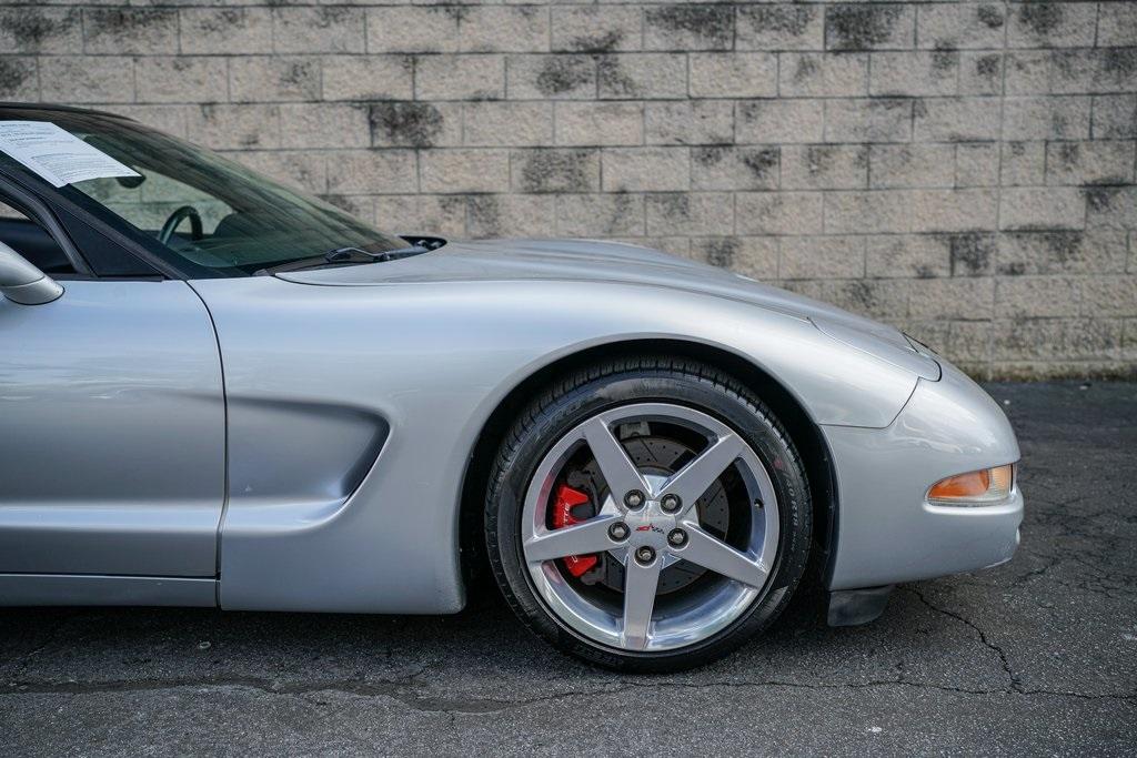 Used 1998 Chevrolet Corvette Base for sale $20,992 at Gravity Autos Roswell in Roswell GA 30076 17