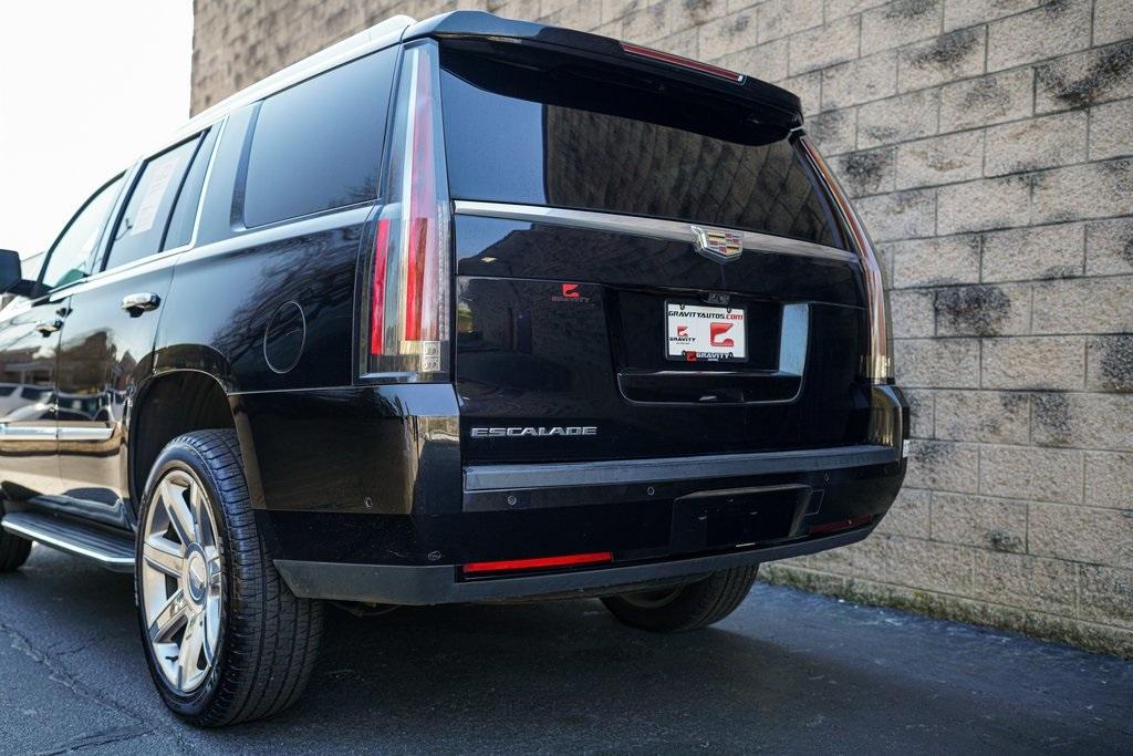 Used 2018 Cadillac Escalade Luxury for sale $52,992 at Gravity Autos Roswell in Roswell GA 30076 11